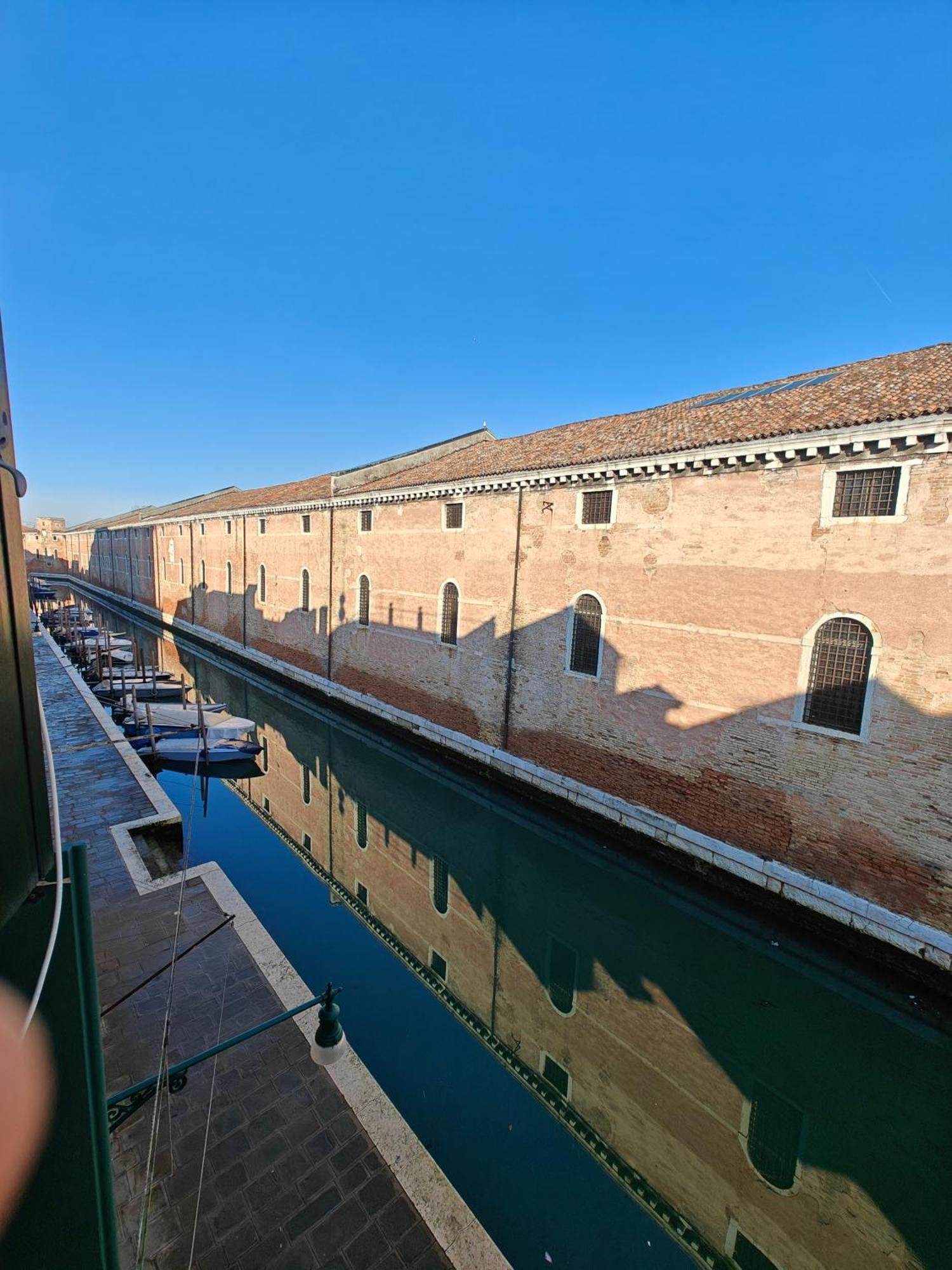 Castello Canal View เวนิส ภายนอก รูปภาพ